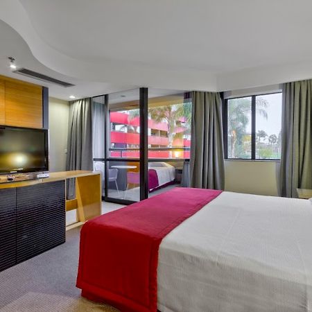 Отель Golden Tulip Brasilia Alvorada Экстерьер фото
