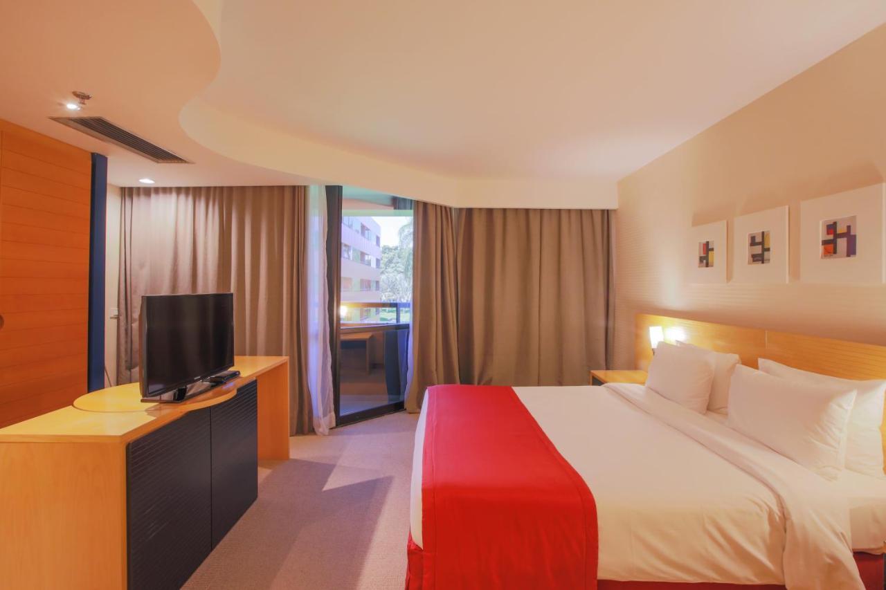 Отель Golden Tulip Brasilia Alvorada Экстерьер фото