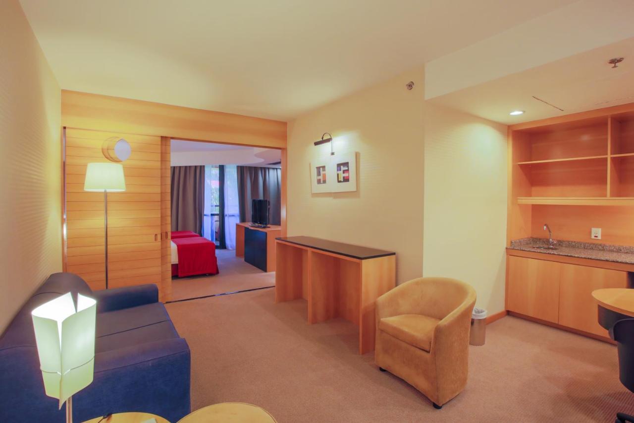 Отель Golden Tulip Brasilia Alvorada Экстерьер фото