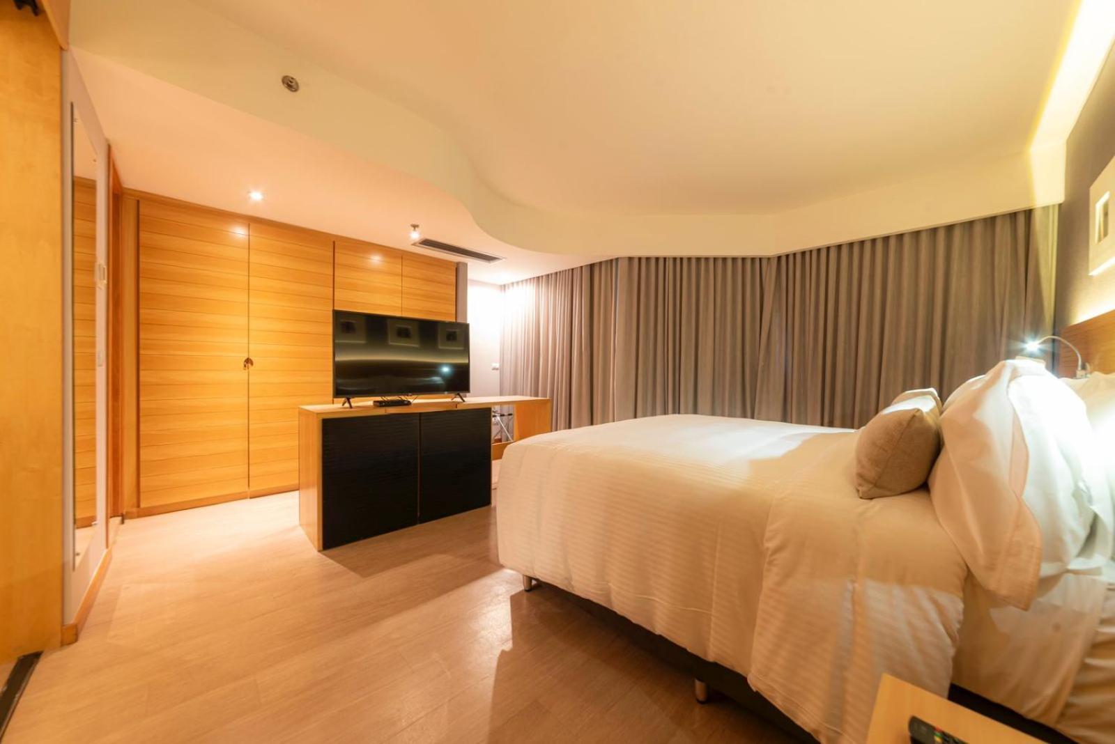 Отель Golden Tulip Brasilia Alvorada Экстерьер фото