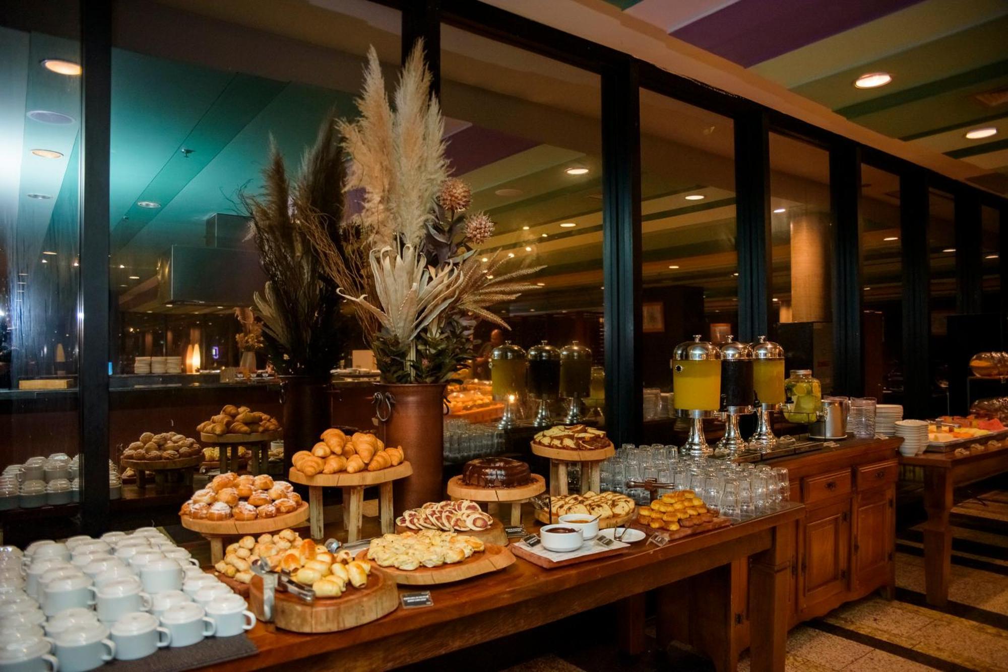 Отель Golden Tulip Brasilia Alvorada Экстерьер фото